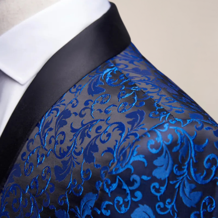Sophisticated men's slim fit formal blazer with intricate embroidery. Ideal for upscale evening jacket fashion.