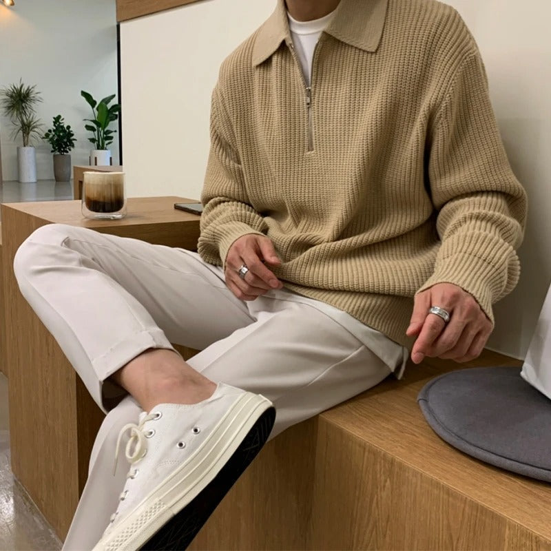 Comfortable men's pullover sweater, jacquard knit with a quarter zip, ideal for winter wear.