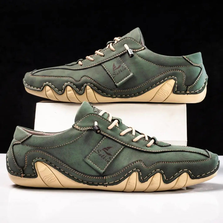 Comfortable men's lace-up shoes, perfect casual everyday sneakers for walking.