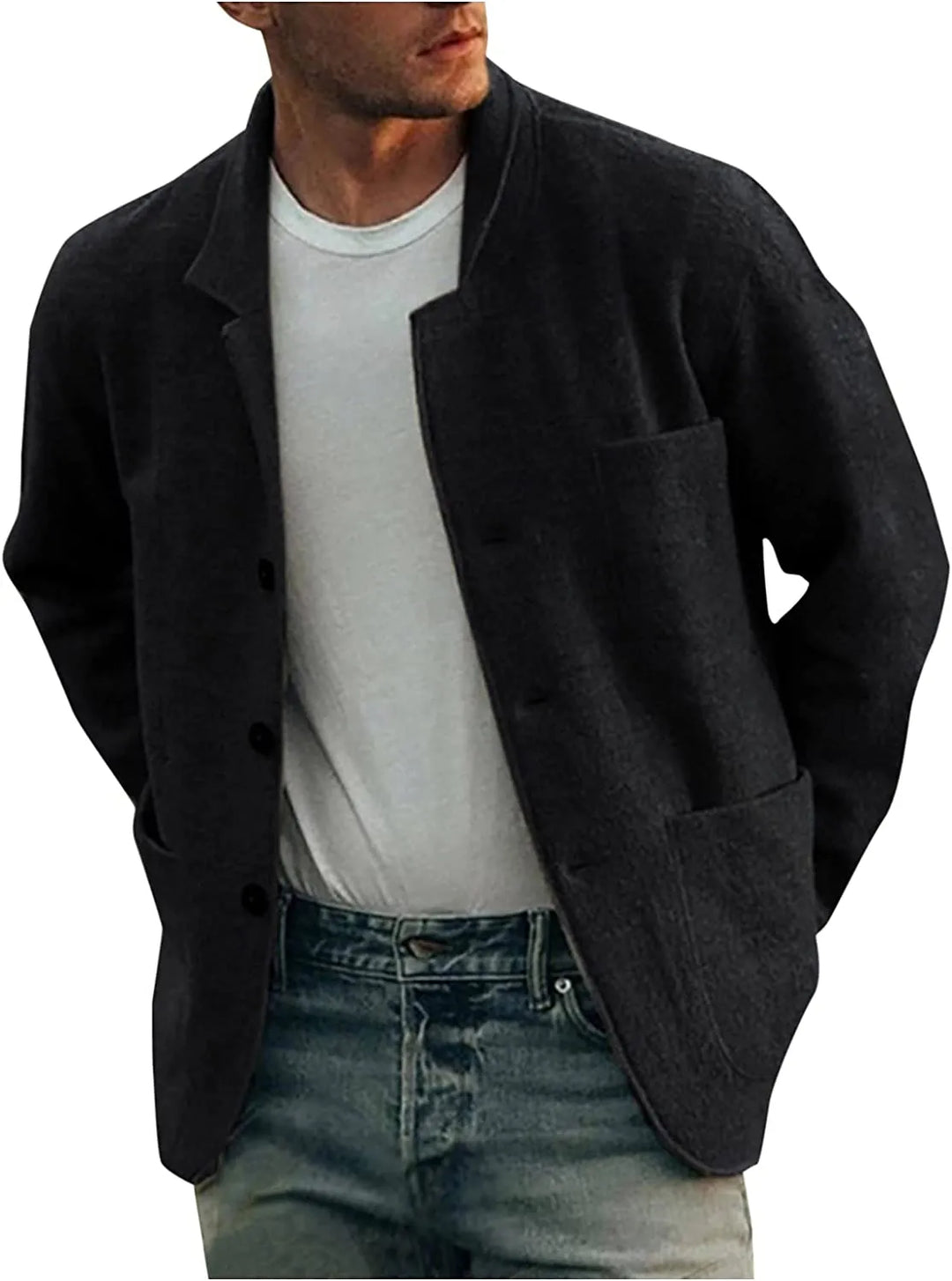 Versatile men's jacket, modern fit. This structured blazer is perfect for casual or business casual.