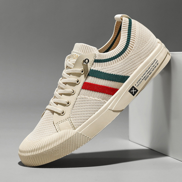 Men's lightweight breathable lace-up sneakers in grey, perfect for all-day comfort and casual athletic wear.