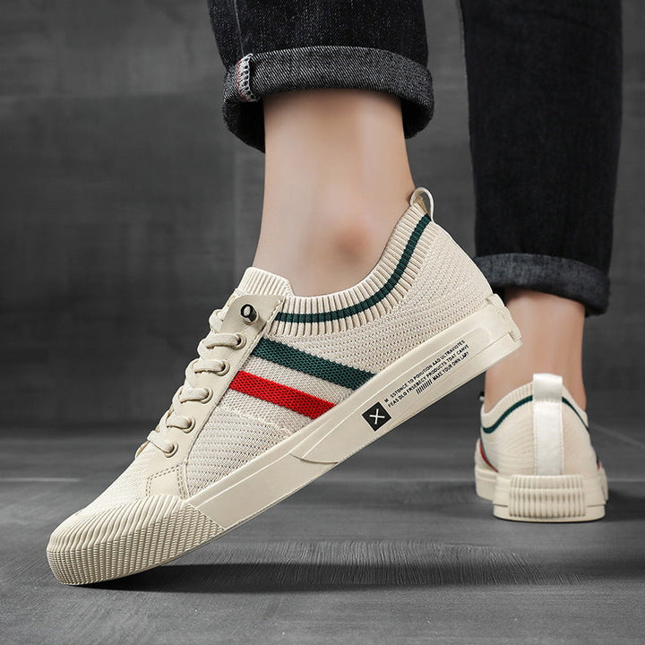 Versatile men's breathable sneakers featuring a lace-up design, perfect for casual outfits and active lifestyles.