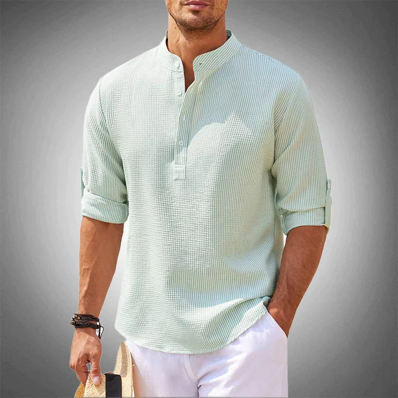 Versatile men's short sleeve summer shirt for casual style. Lightweight and breathable, offering comfort in warm weather.