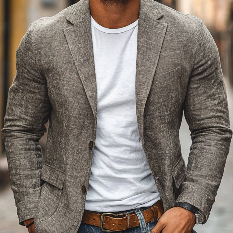 Stylish men's lightweight single-breasted blazer. Essential slim-fit tailored jacket for versatile summer fashion.
