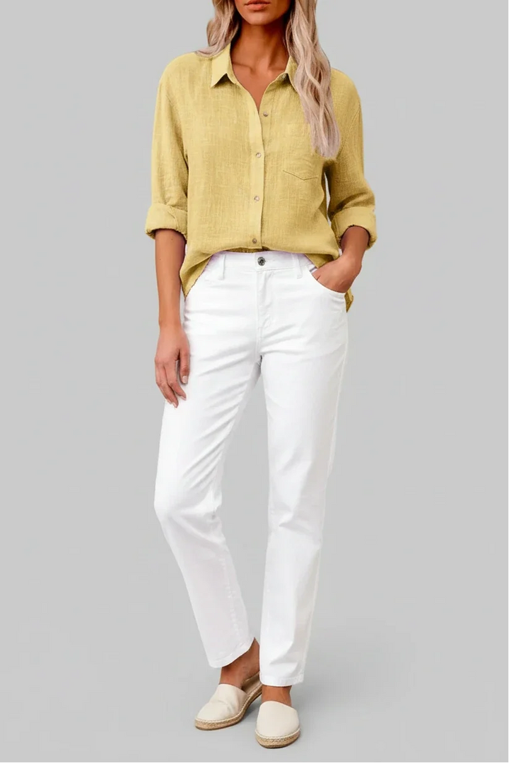 Casual men's solid color button-up shirt. Lightweight & breathable for versatile everyday style.