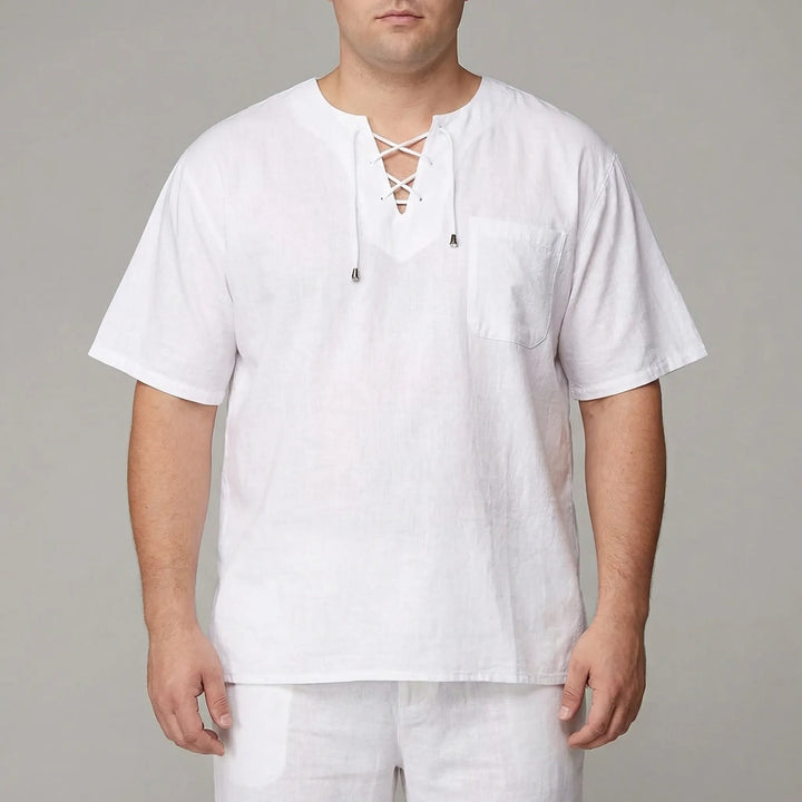 Men's loose V-neck lace-up top. A comfortable, casual half-sleeve pullover for summer.