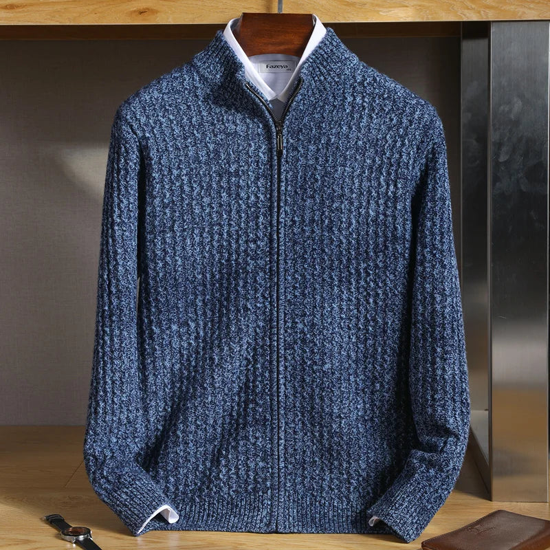 Warm men's knitwear: a luxury cashmere half-zip sweater for elevated men's style.