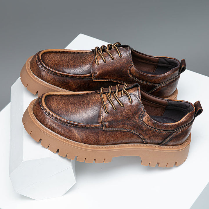 Men's modern casual grey boots, blending comfort and contemporary fashion effortlessly
