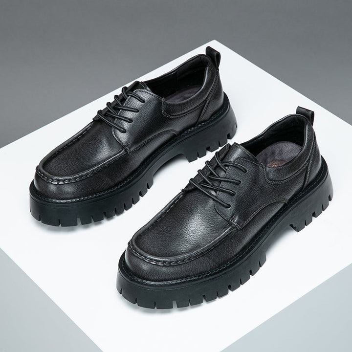 Men's grey casual boots, a versatile and comfortable option for everyday footwear needs
