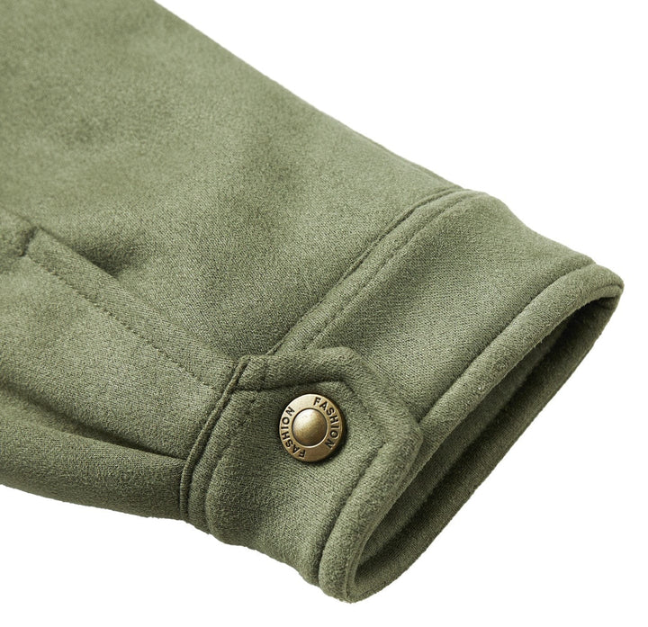 Men's outdoor jacket with a hood, suitable for cold weather camping