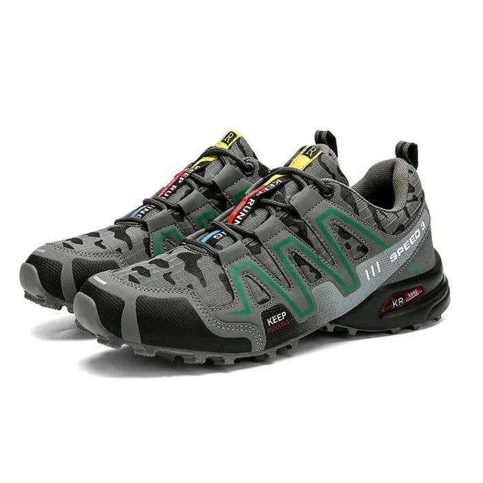Men's camo support sneakers with cushioned sole, providing excellent traction and orthopedic foot support.