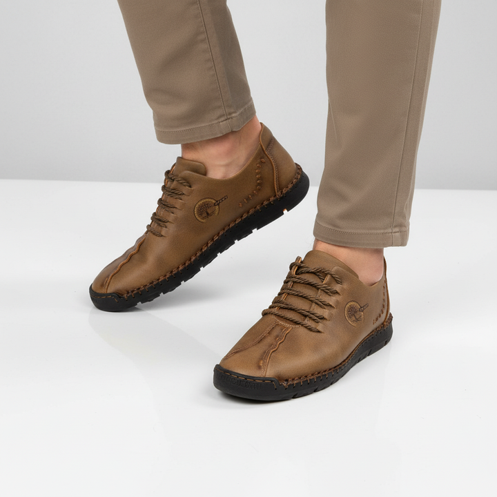 Ergonomic men's orthopedic sneakers, providing stable support and comfort for active lifestyles.