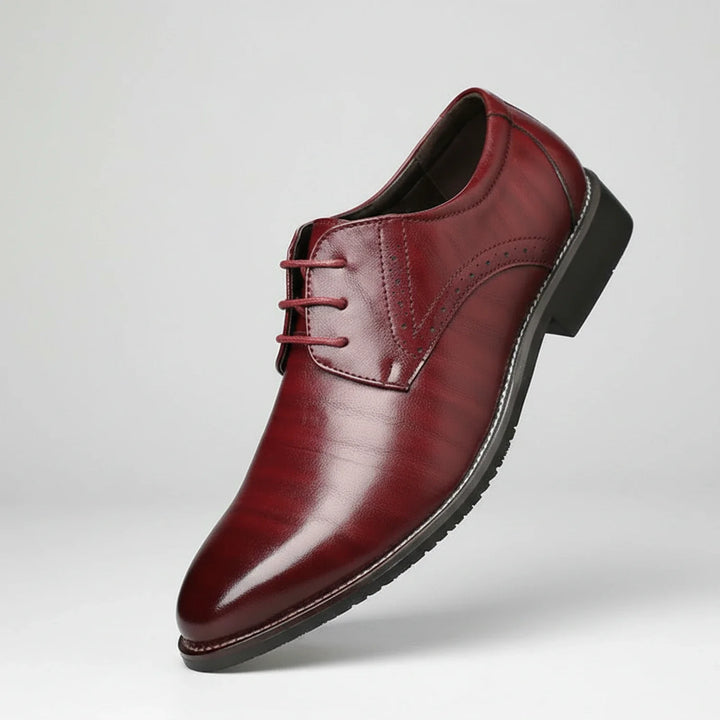 Comfortable men's pointed toe orthopedic loafers, black, ideal for business and long hours at the office.