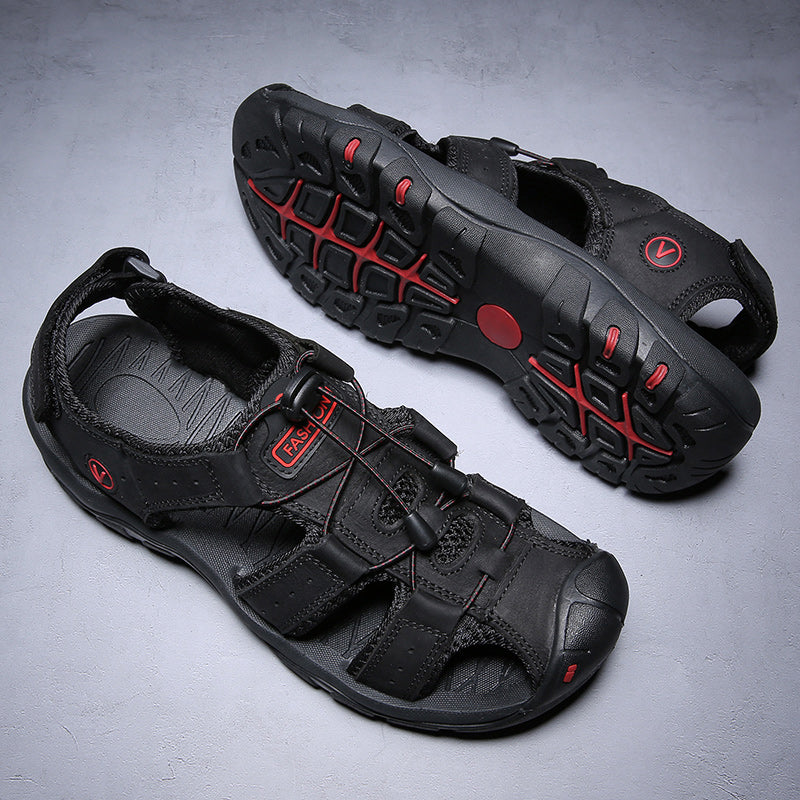 Versatile men's summer footwear, ideal for both casual wear and challenging outdoor pursuits