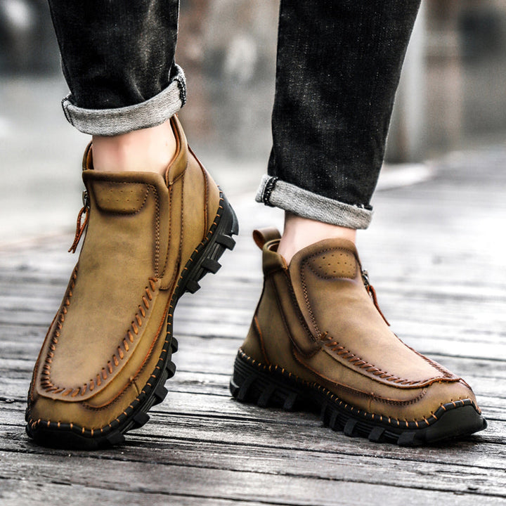 Men's breathable tooling boots, orthopedic, keeping feet fresh during outdoor activities