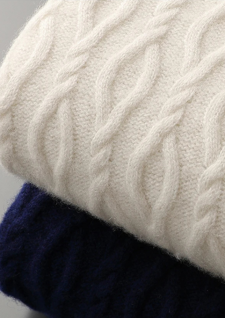 Stylish men's long sleeve crew neck sweater, featuring refined striped trim and a versatile design.