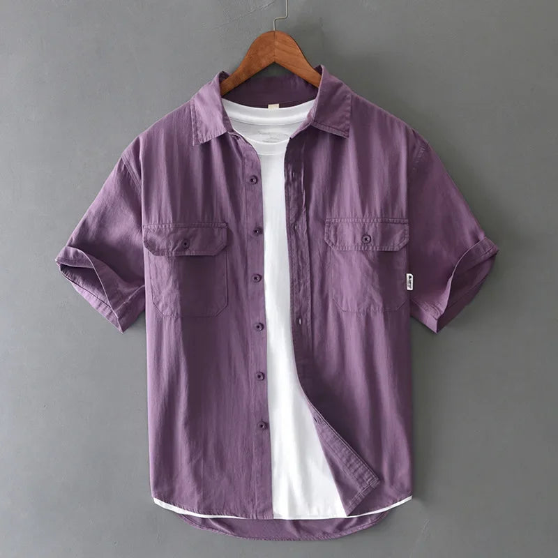 Men's relaxed fit summer shirt, short sleeve button-up, workwear style with chest pockets for effortless casual look.