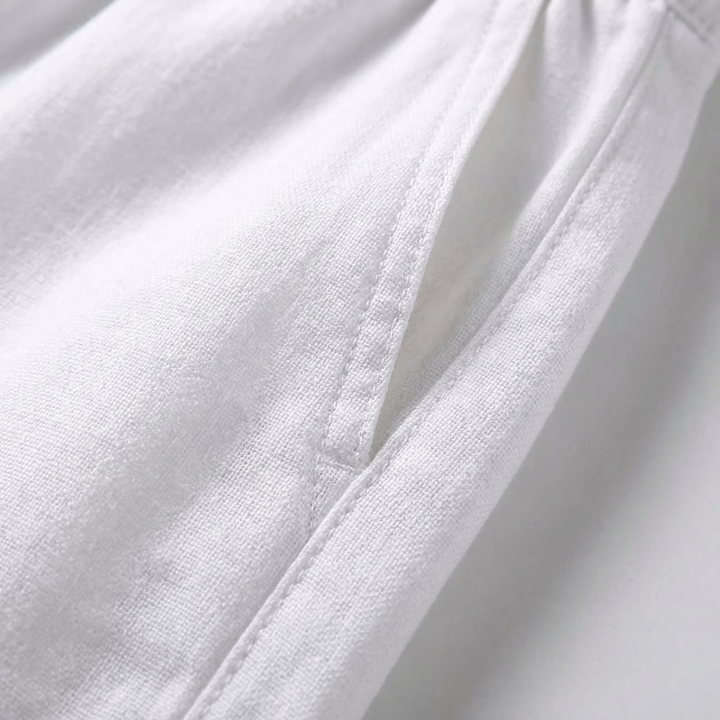 Stylish & comfortable men's relaxed fit drawstring pants, perfect casual bottoms for everyday versatility.