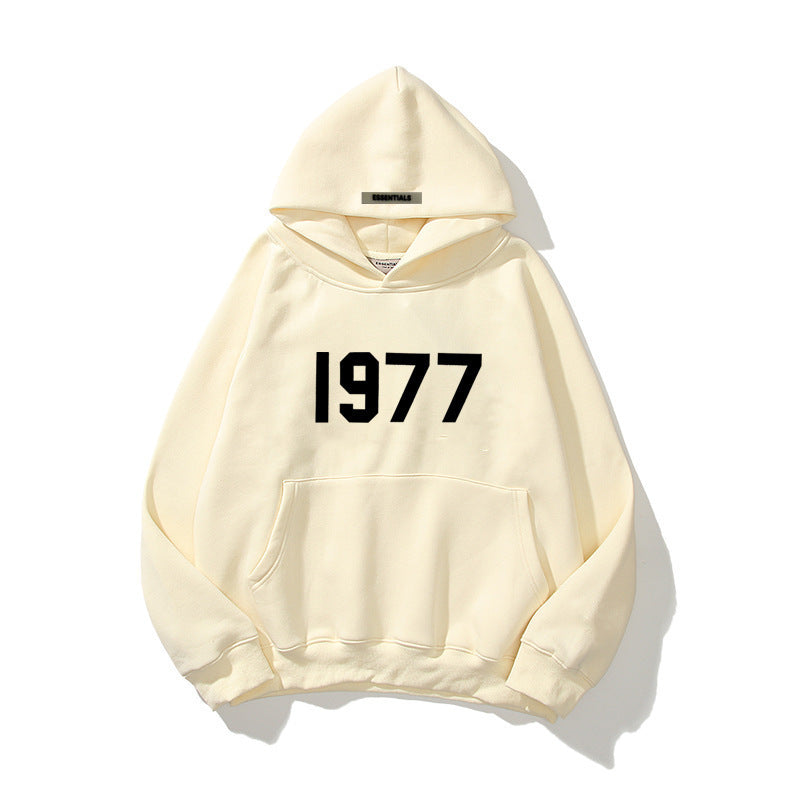 'Chase' collection men's raglan streetwear hoodie featuring vintage 1977 print for urban style.