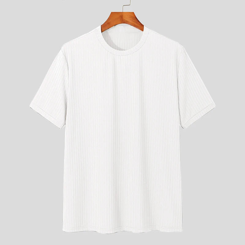 Sculpted fit men's ribbed t-shirt, short sleeve o-neck. Tailored slim fit for a sharp, modern casual style.