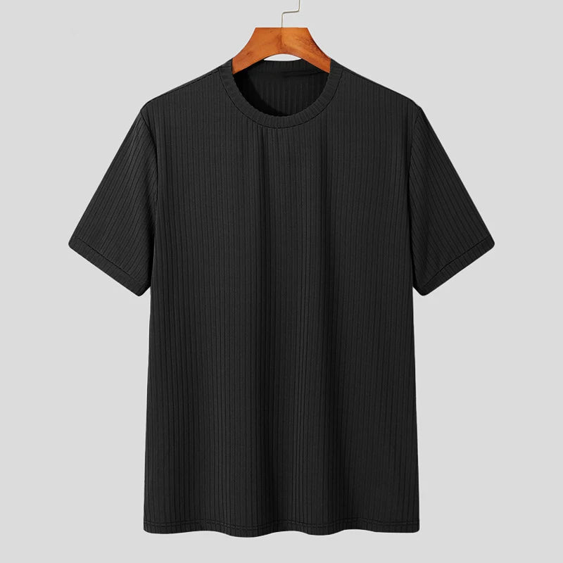 Everyday men's ribbed t-shirt with a sculpted slim fit. Short sleeve o-neck for a smart casual look.