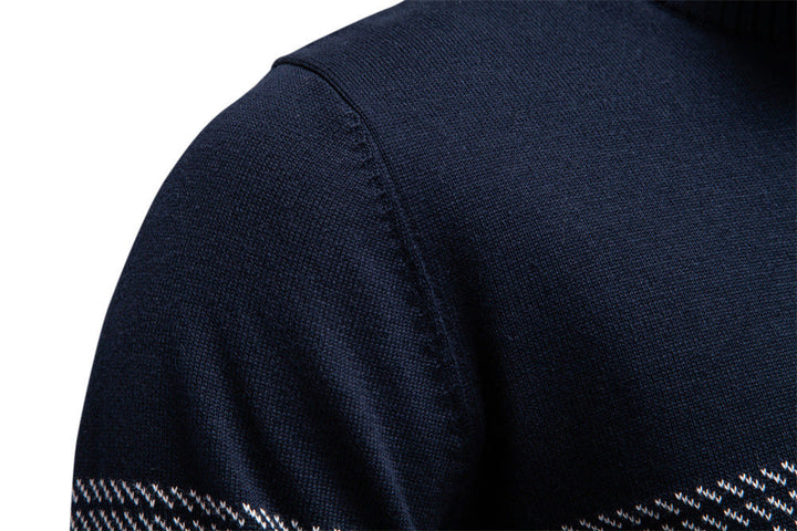 Detail of the cuff and sleeve on the Siena men's half-zip knit sweater, longsleeve