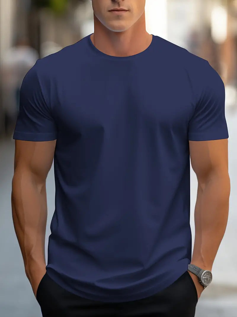Polished men's slim fit crew neck t-shirt, short sleeve, ideal for a modern, neat look.