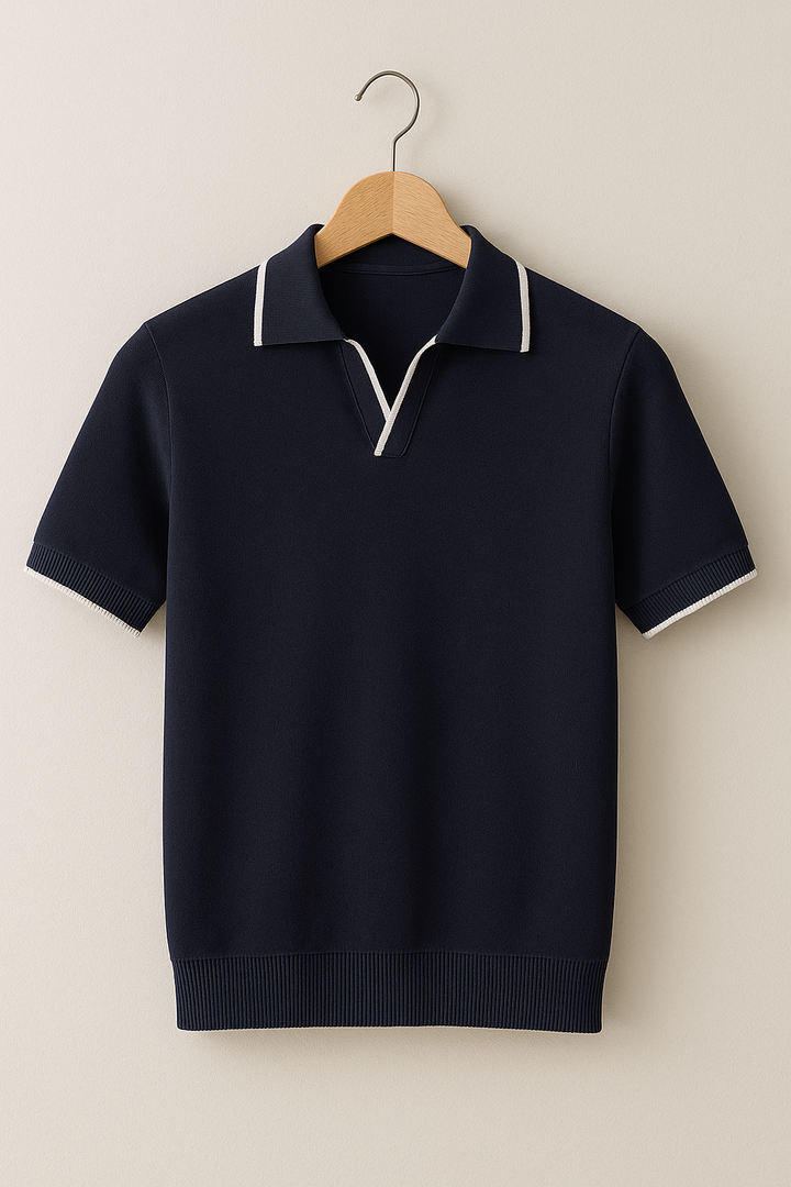 Slim fit men's knit polo top, ideal for casual wear. Features stylish contrast trim and short sleeves.