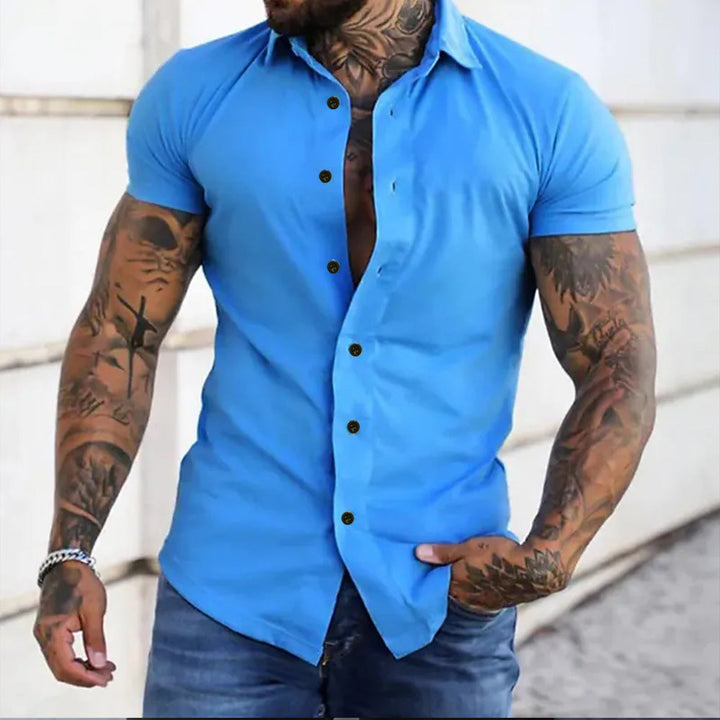 Effortless men's slim fit casual shirt with short sleeves, a key piece for summer & spring fashion.