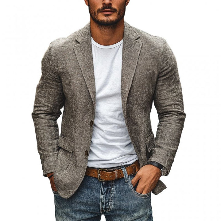 Men's slim fit single-breasted blazer for a modern, smart casual look.
