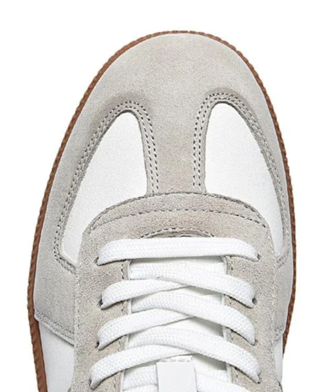 High-quality men's smart casual low-top sneakers. Designed for everyday comfort & sophisticated style.