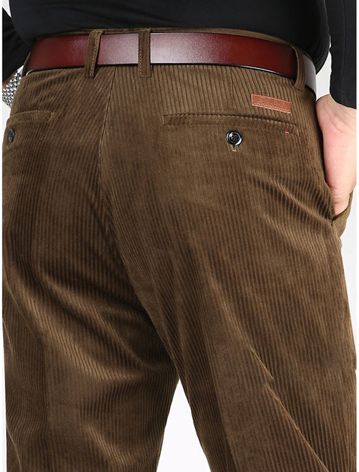 Stylish men's structured ribbed trousers with utility pockets, offering comfort for casual and everyday fashion.