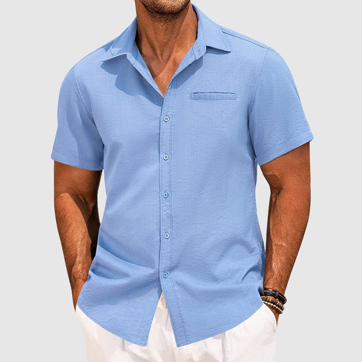 Comfortable men's short sleeve button-down summer shirt, ideal for a relaxed casual everyday look.