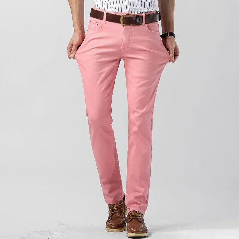 Comfortable men's colored casual trousers, cotton blend for a regular fit & relaxed style.