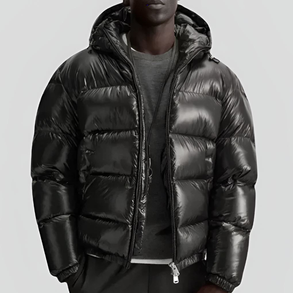 Men's stylish quilted winter jacket, perfect for warmth in cold weather. Durable outerwear for casual everyday wear.