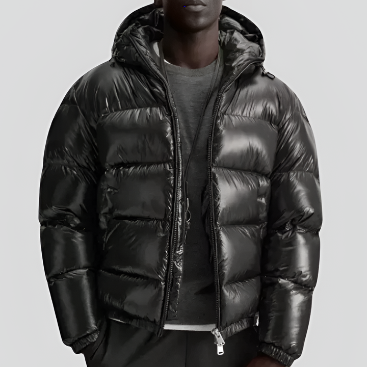 Men's stylish quilted winter jacket, perfect for warmth in cold weather. Durable outerwear for casual everyday wear.