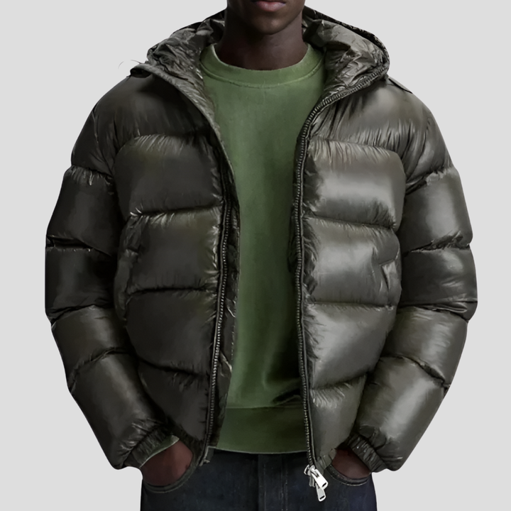 Warm men's quilted winter jacket for cold days. Stylish & durable outerwear, ideal for casual and everyday wear.