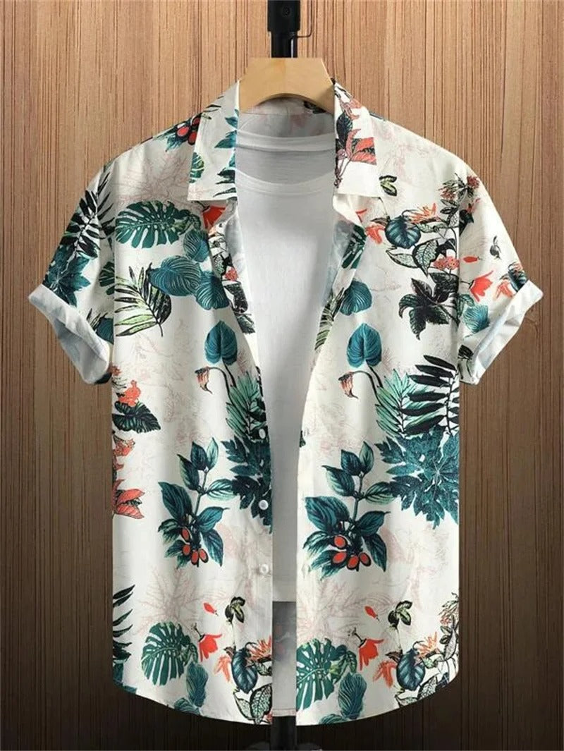 Casual men's patterned shirt, lightweight and short-sleeve for warm summer days.
