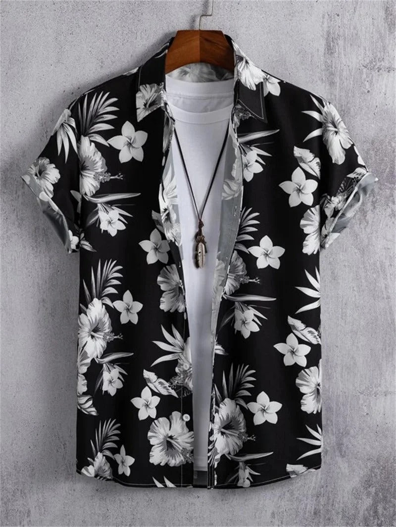 Men's fashion print shirt, short-sleeve button-down, great for a stylish summer vibe.