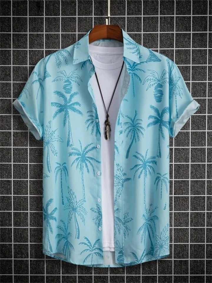 Stylish men's short-sleeve print shirt, breathable button-down for warm weather fashion.