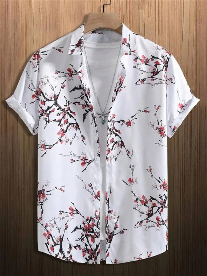 Casual men's short-sleeve print shirt, a trendy button-down for stylish summer wear.