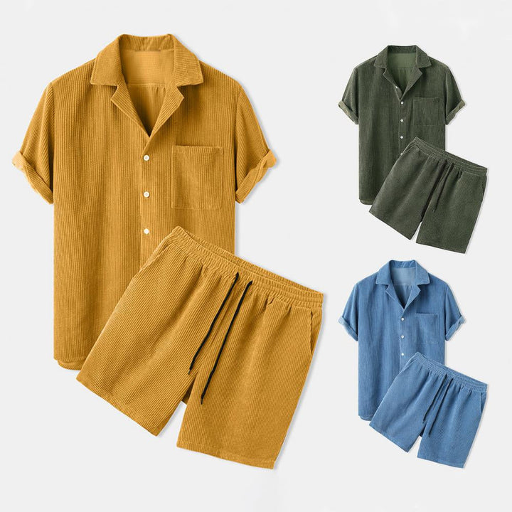 Casual men's summer two-piece set, relaxed fit short sleeve shirt & shorts, breathable & comfortable.