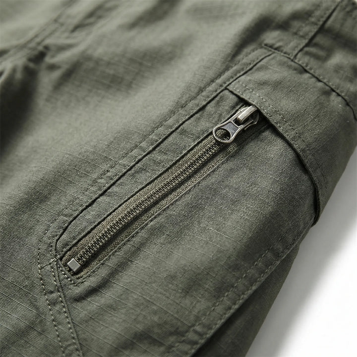 Comfortable men's stretch cargo pants, 9 pockets, durable and ideal for active outdoor pursuits.