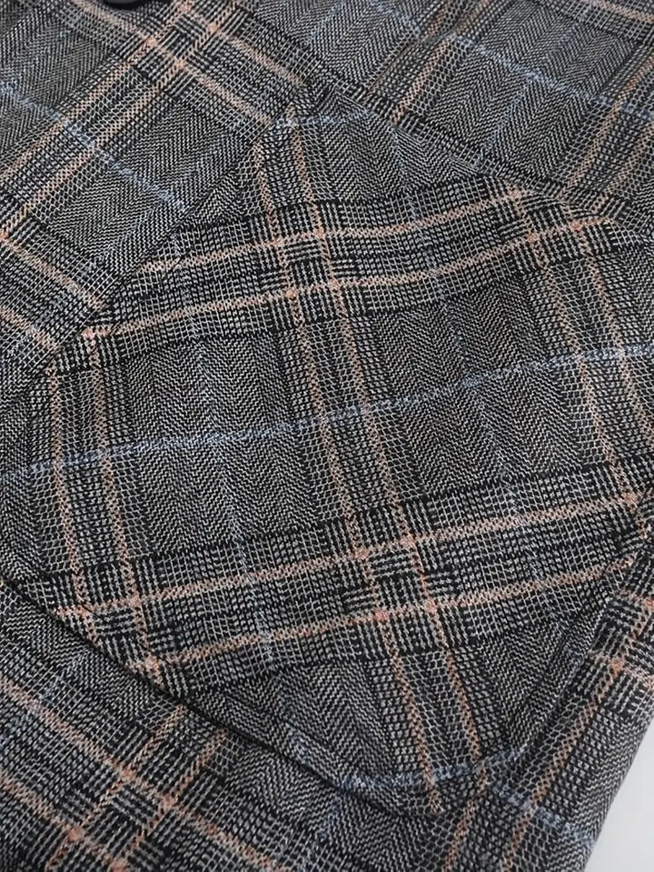 Versatile men's elegant checked blazer jacket, perfect for any occasion from smart casual to formal business wear.