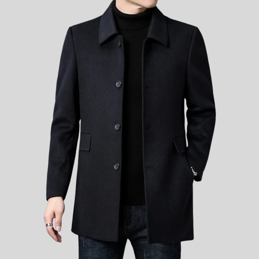 Stylish men's winter jacket, a timeless single-breasted overcoat for cold weather elegance.
