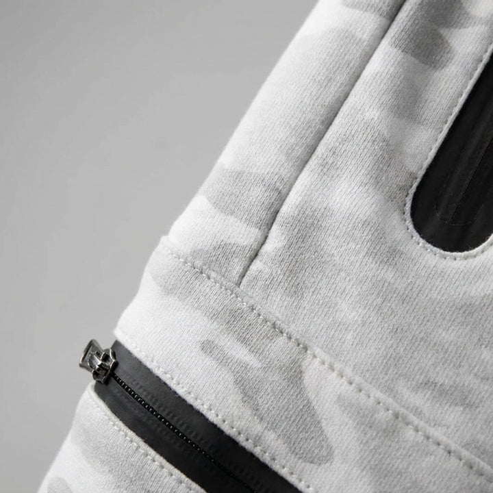 Men's workout pants: tapered joggers with secure zipper pockets, perfect for gym, sportswear & active fashion.