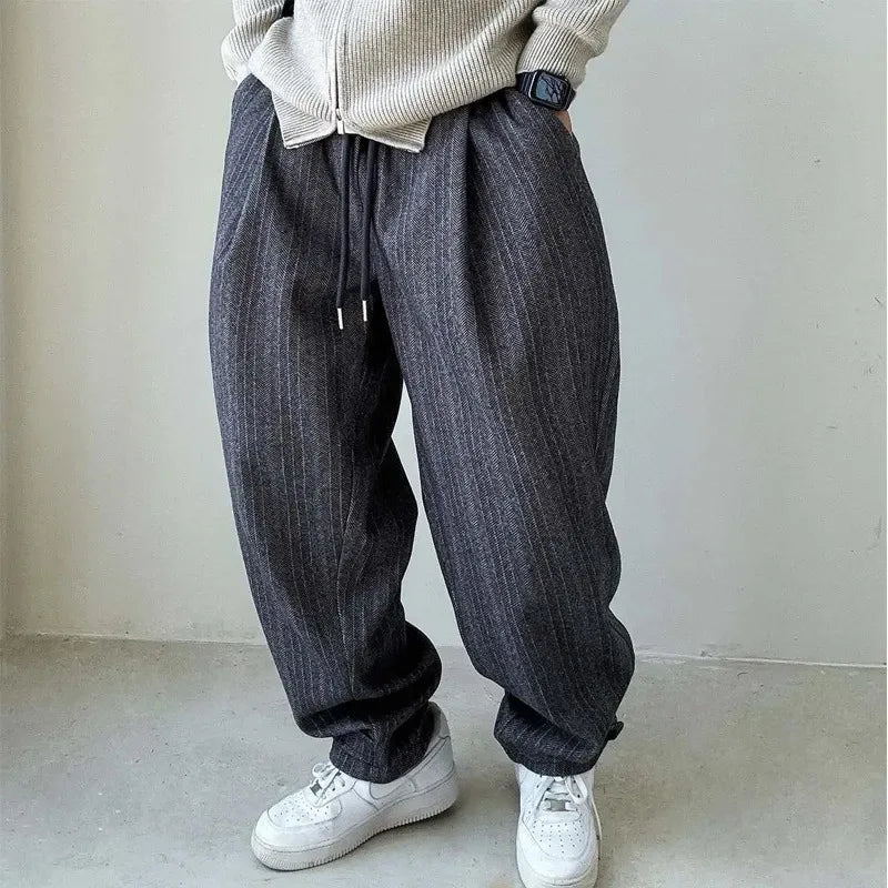 Men's Urban Drift relaxed fit pants for casual comfort. Modern streetwear style for everyday wear.