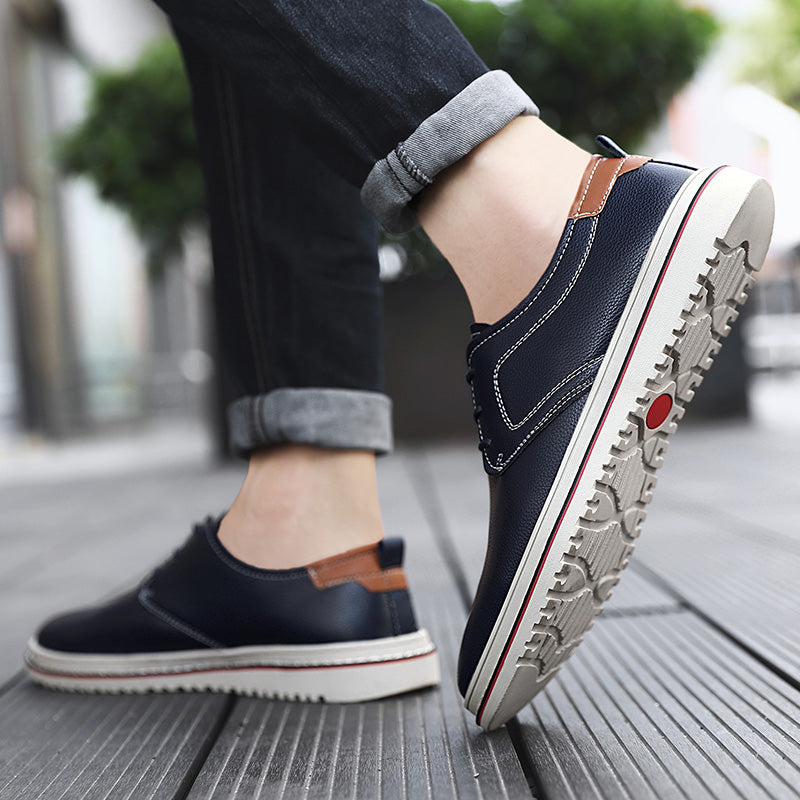 Men's fashionable urban loafers, white sole, black leather, combining style and comfort