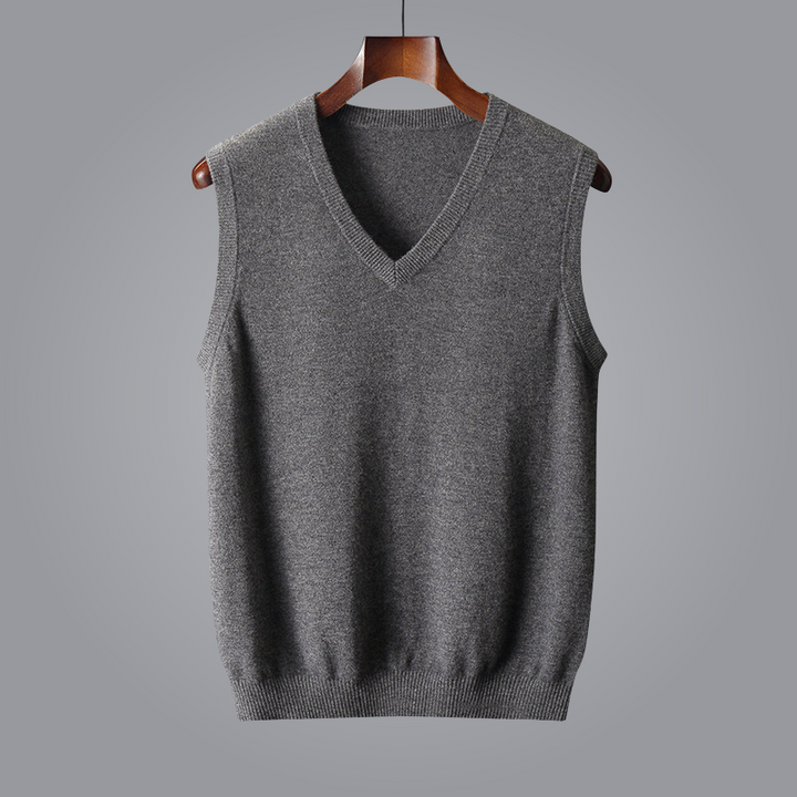Smart casual men's knit V-neck vest, an essential layering piece for everyday style.