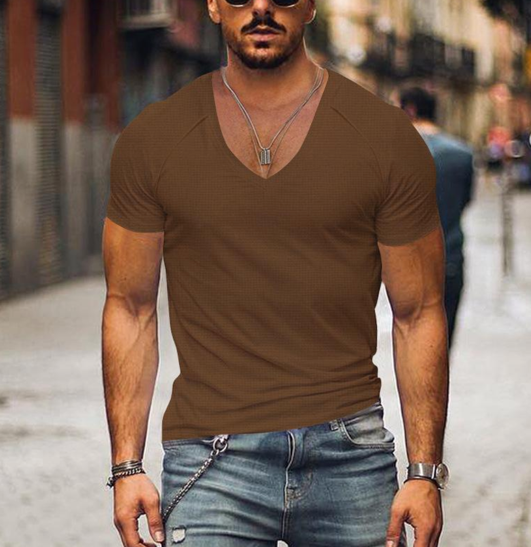 Stylish men's V-neck t-shirt for casual wear, a comfortable short sleeve top for everyday fashion.